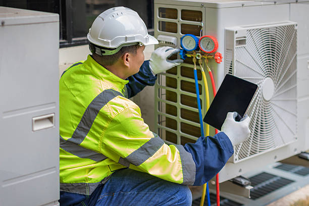 Professional Emergency Hvac Repair technician working in Gates Mills, OH